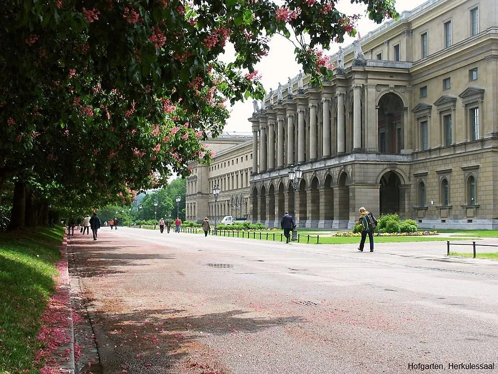 Hotel Carlton München